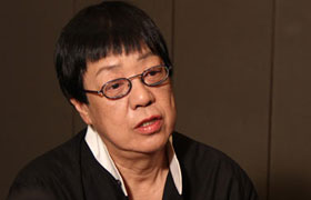 专家评审委员会主席：著名导演许鞍华