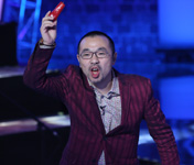 刘仪伟不服选手上台尝辣椒