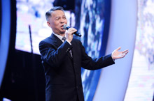留洋音乐家创作歌曲怀念家乡