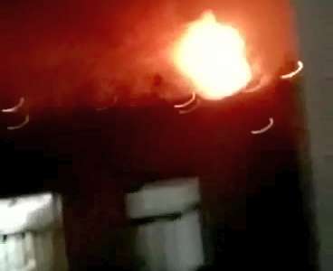 [视频]实拍天津北辰一仓库爆炸 现场腾起火球(图)