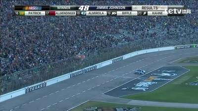 奇葩!中乙球员围殴裁判 比赛66分钟提前结束