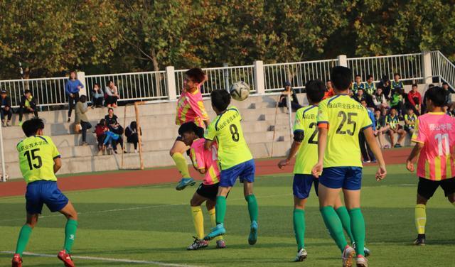 鲁能泰山杯大学生足球联赛泰安赛区赛况