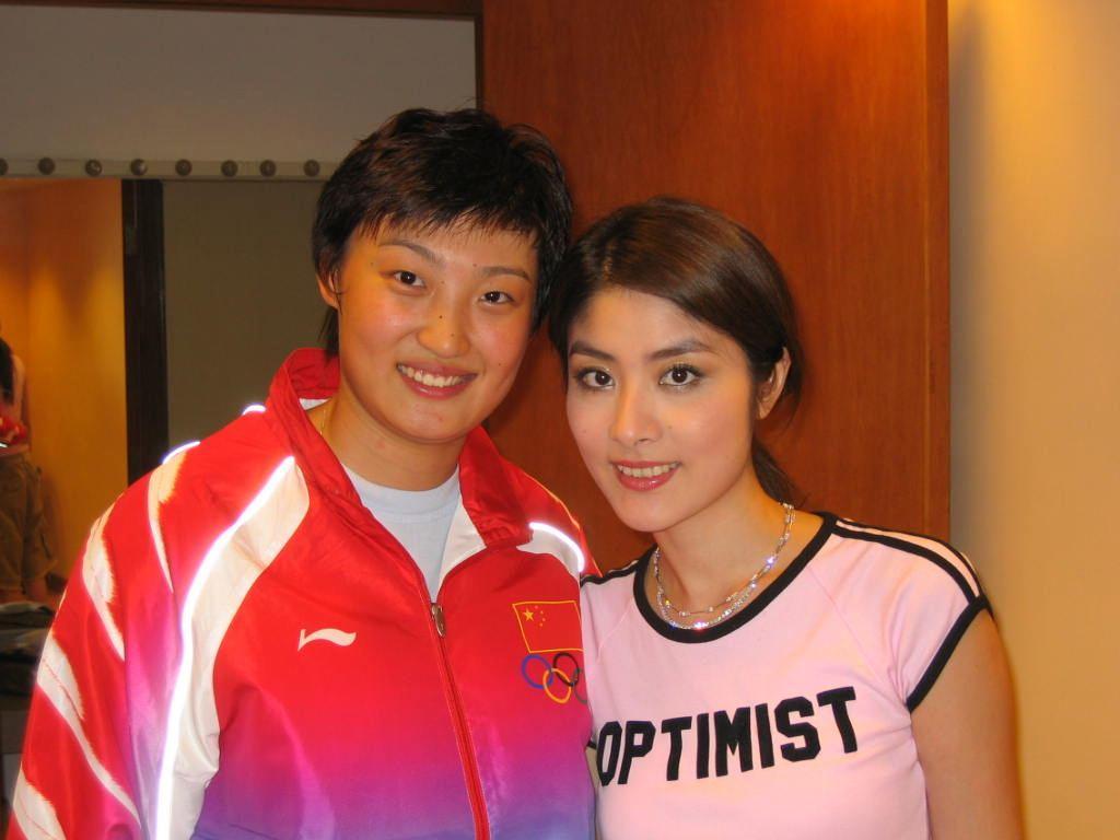 辽宁女排有过杨昊 王一梅 丁霞这些巨头 为啥就没联赛夺冠呢?