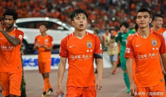 输球导致里皮不满鲁能核心迷失?蒿俊闵在国足