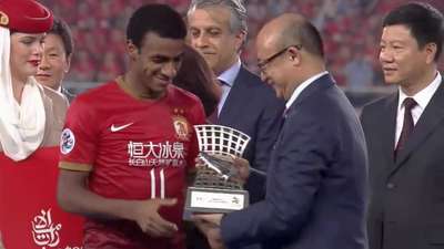 穆里奇医院检查验伤情 或将错过中超开幕战