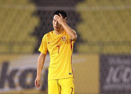 历年亚洲足球先生:郑智3次入围三甲造传奇 武