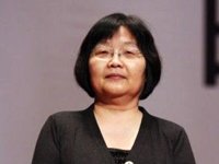 赵冬苓、管笑笑、潘耕