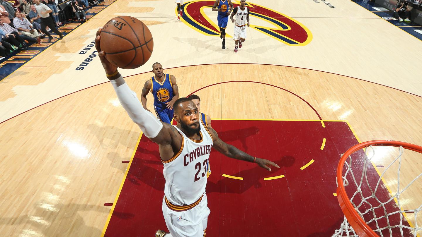 nba-总决赛g6五佳球 詹皇战斧劈扣库里不看人骚