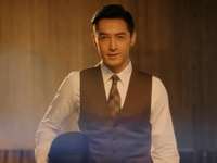 胡歌马场拍广告 驯马技能满点全程自带圣光