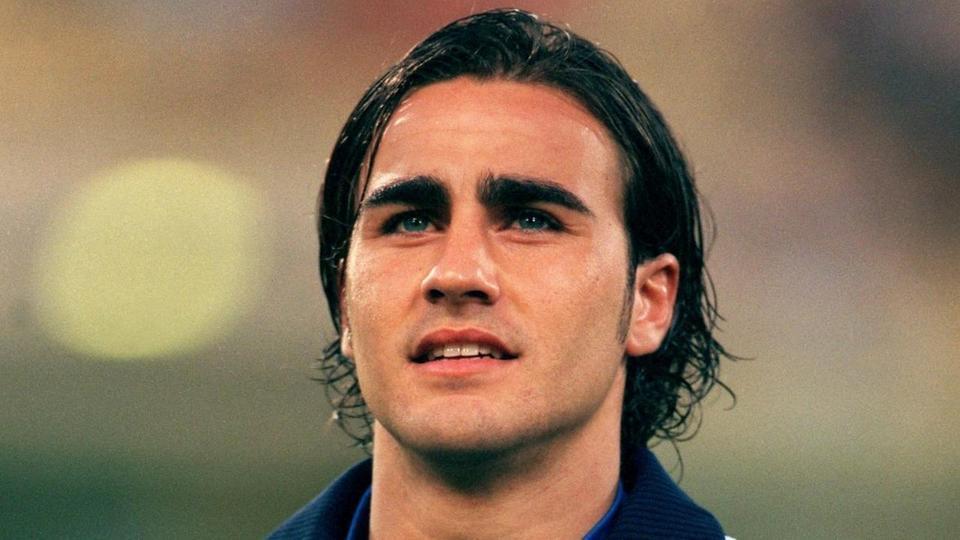 讲不出再见 温情MV回忆卡纳瓦罗职业生涯