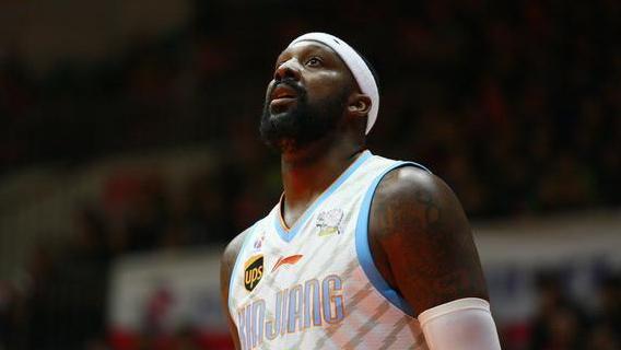 郭艾伦19分 中国61