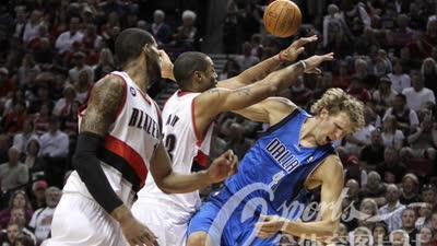 末节20分大逆转!11年首轮G4开拓者vs小牛第4