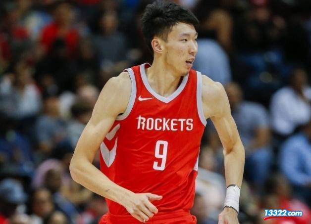 正视频直播NBA:火箭战雄鹿 周琦有望PK字母哥