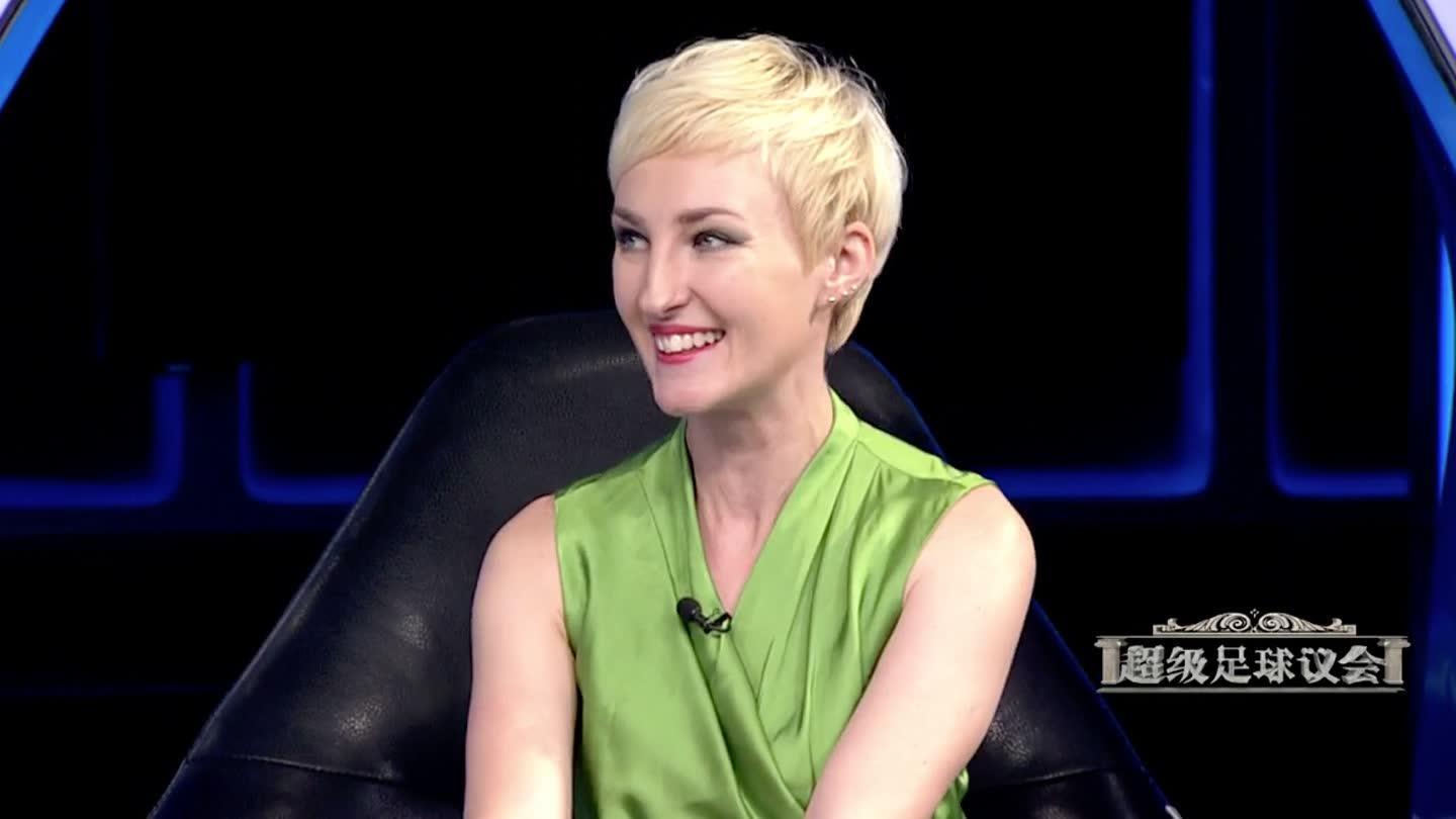 拉脱维亚美女主持来袭 众人为之神魂颠倒