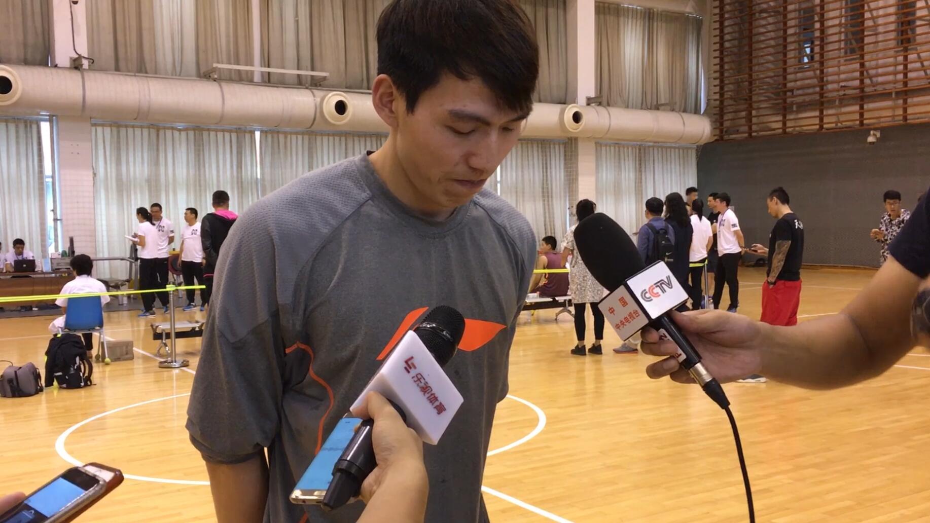 郭艾伦19分 中国61