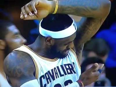 NBA-3日十佳球 库里疯狂绝杀罗斯惊天三分