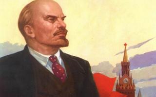 《经典传奇》20141024:列宁死亡密码大揭秘 残