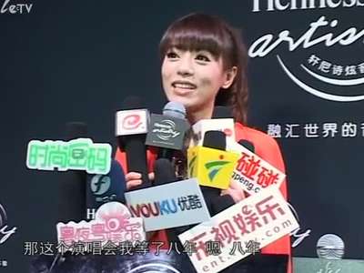 朱之文助阵乔军梁智演唱会 坦言成名后生活不