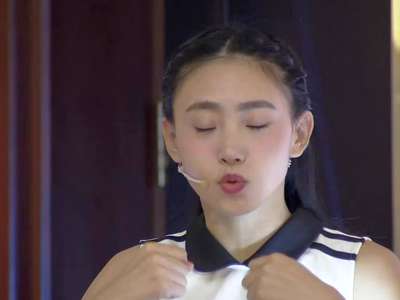 大师兄<em>翻唱</em>《<em>春泥</em>》美女围簇 发音美妙惹缪杰