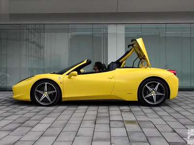 2013款 法拉利458 spider 敞篷过程展示