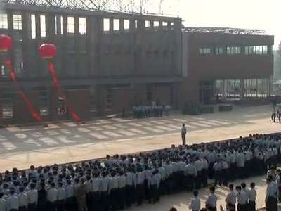 新乡医学院三全学院新生军训汇演暨开学典礼(